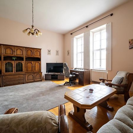 Tomka Apartman Szeged Eksteriør billede